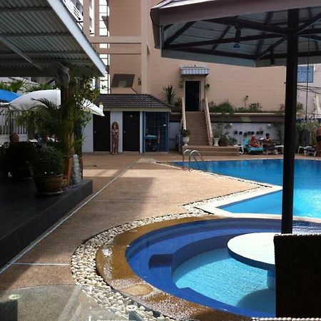 Marina Inn Pattaya Eksteriør bilde